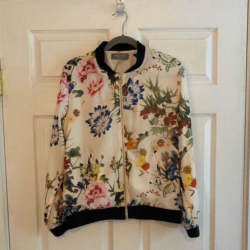 Floral printed sporty jacket
